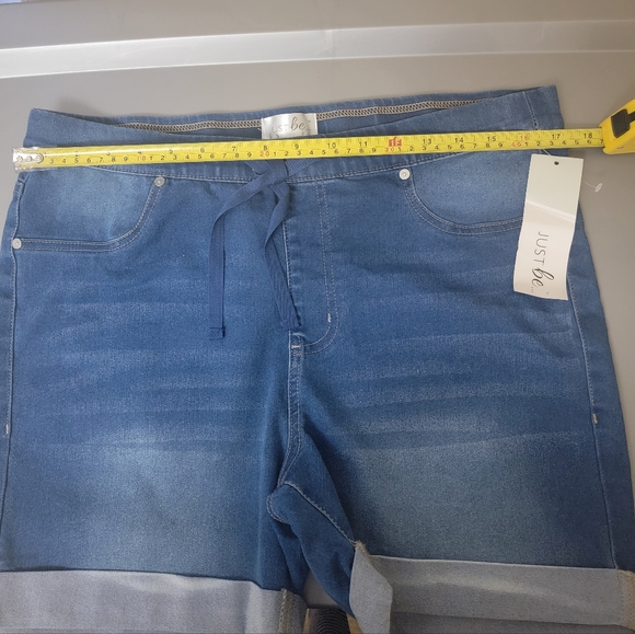 Womans Just Be Denim Pull On Cuff Shorts - Picture 9 of 10
